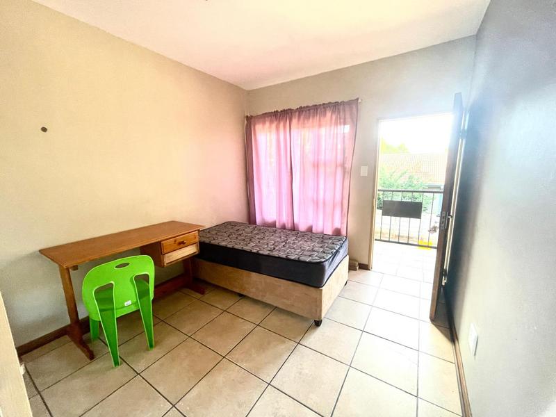 To Let 2 Bedroom Property for Rent in Bult West North West
